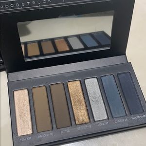 Younique Palette 4